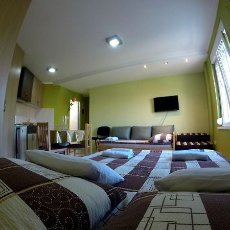 Apartments Popovic ベオグラード エクステリア 写真